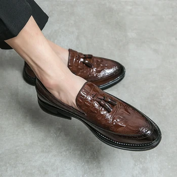 Los hombres de la borla mocasines para Hombre de Piel de Cocodrilo mocasines de cuero de Hombre zapatos de cuero Moccasin hombre Calzado hombre, Zapatos de hombre zapatos