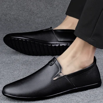 De Cuero genuino de los Hombres Mocasines Nueva Moda Casual Zapatos de los Hombres Clásicos Británicos Pie Pisos Transpirable Masculino de Conducción Calzado Slip-On