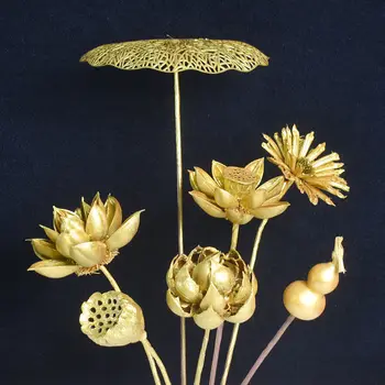 Chino Salón De Flor De Loto De Oro De La Roseta De Simulación De La Flor De Loto Disposición