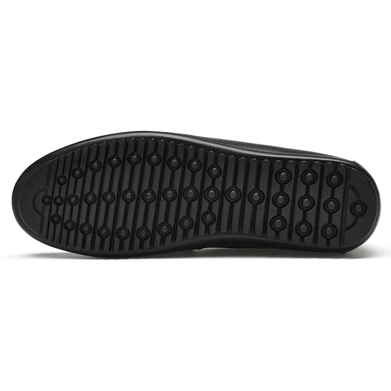 El verano de los hombres de los zapatos ocio zapatos de cuero de moda de los pies de la cubierta de la haba zapatos de ocio suave mocasines con suela de un pedal de zapatos de conducción perezoso sho