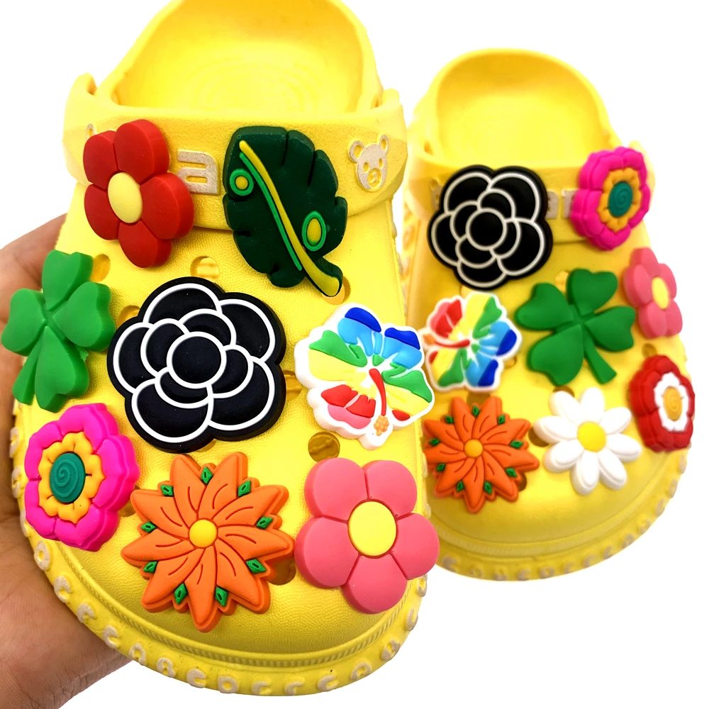 Solo Venta 1PCS PVC Planta Icono de la Flor de los Zapatos de los Encantos de las Niñas BB Agujero Zapatilla Hebillas Linda Pulsera de los Accesorios de Decoración Niño de Regalo