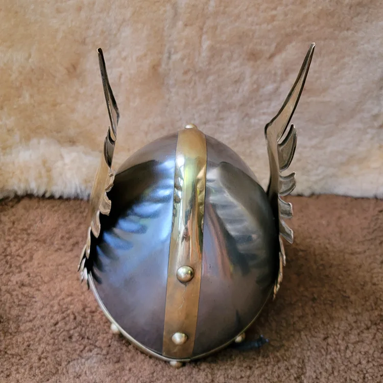 Valkyrie casco de latón alas de la fantasía COS Nórdicos Vikingos casco real de vestir de franqueo